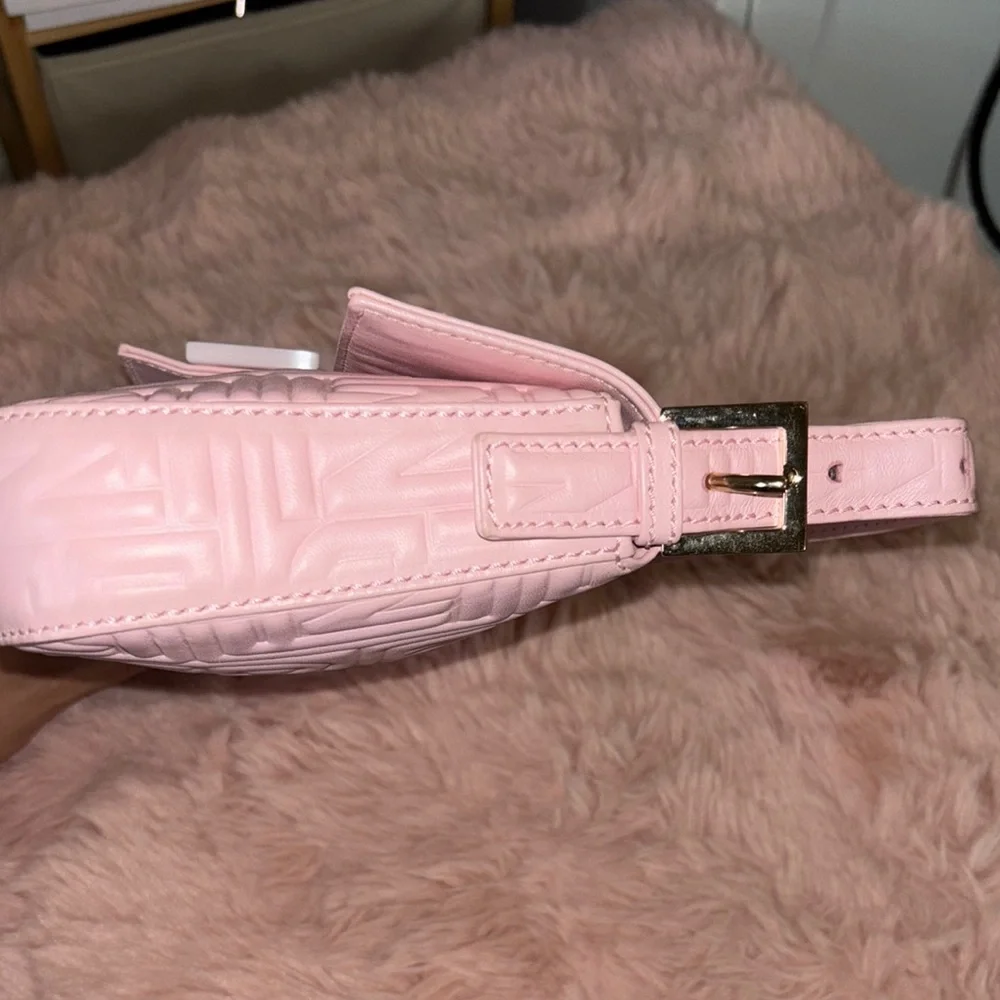 Fendi Logo Embossed Nappa Pink Leather Baguette - Picture 8 of 17